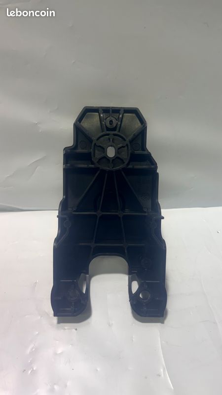 Support fixation console centrale levier de vitesse Peugeot 208/2008 REF 9677863680 (image 1)
