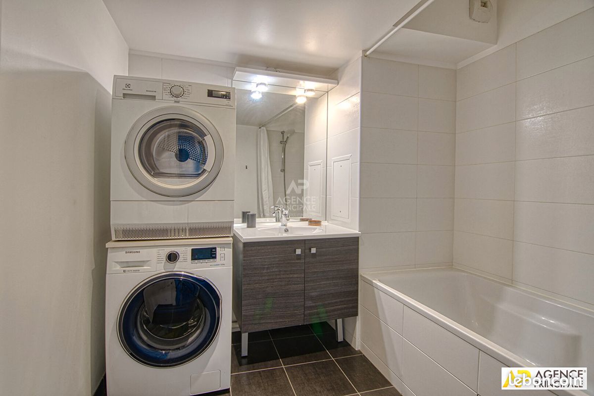 Appartement a louer saint-cyr-l'ecole - 4 pièce(s) - 84 m2 - Surfyn