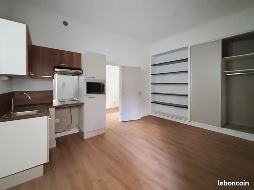 Appartement 2 pièces 28 m² · à Clermont-Ferrand · 28 m² · 450 €