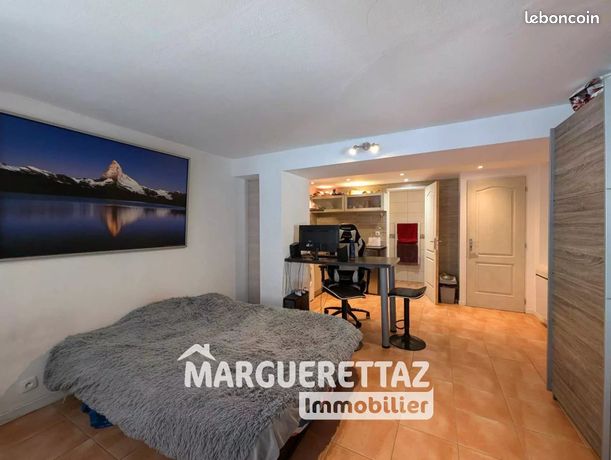 Studio 1 pièce 24 m²