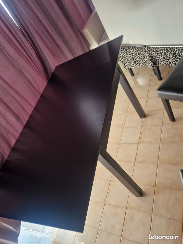 Table 4 personnes avec rallonges (image 3)