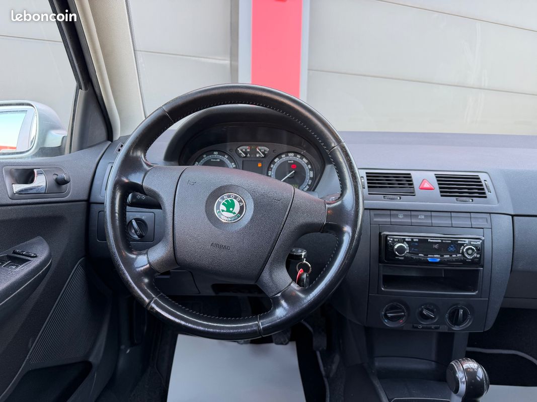 Skoda fabia 1.4 16v - 100 s (image 12)