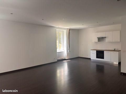 Appartement 3 pièces 93 m² · à Vienne · 93 m² · 890 €/mois