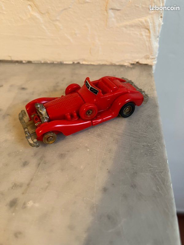 Gobots - Good Knight 34 Friendly Robot Car (image 8)