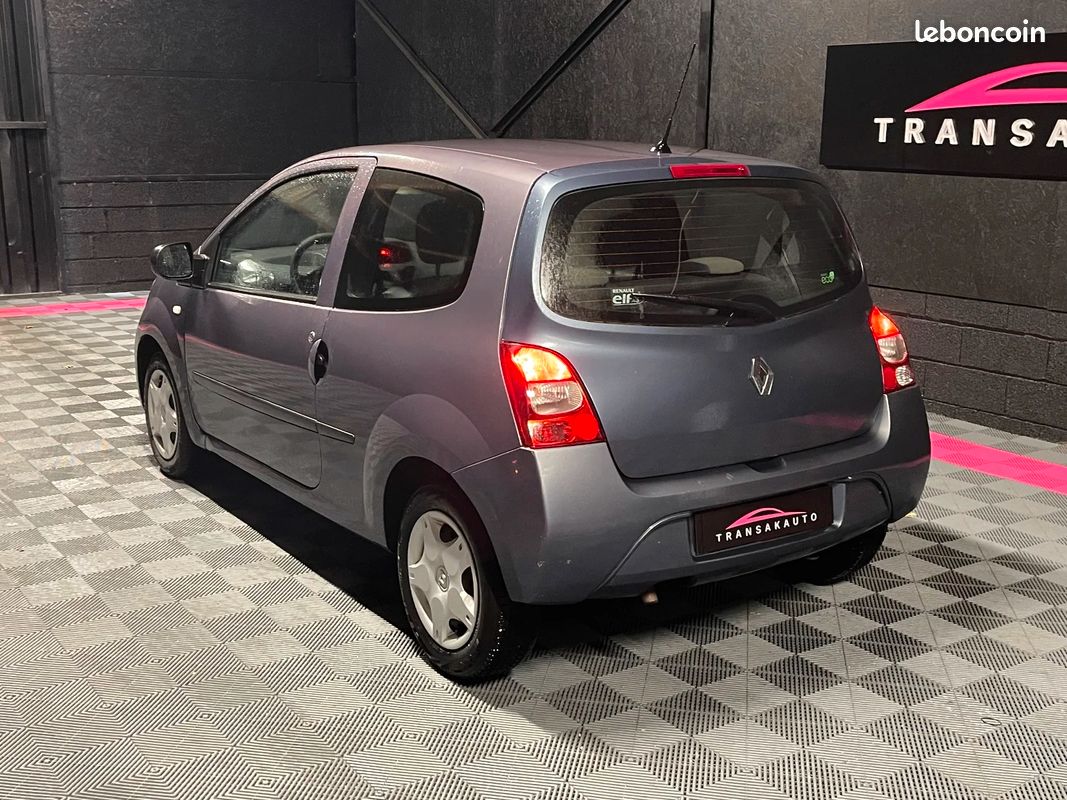 RENAULT TWINGO II 1.2 LEV 16v 75 eco2 Access Euro 5 (image 6)