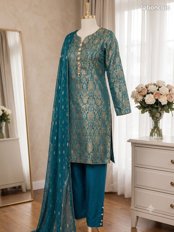 Tenue traditionnelle (image 1)