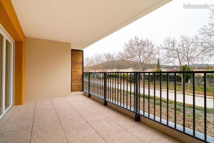 Appartement 4 pièces 77 m²