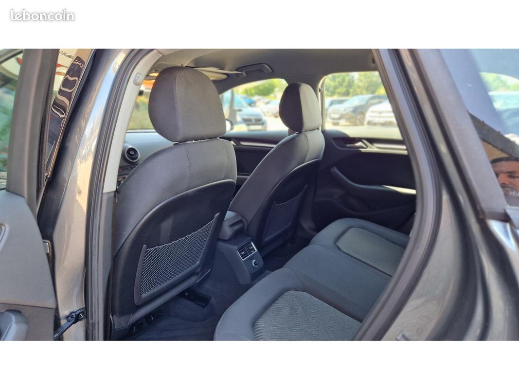 AUDI A3 Sportback 1.6 TDI - 110 Business Line (image 23)