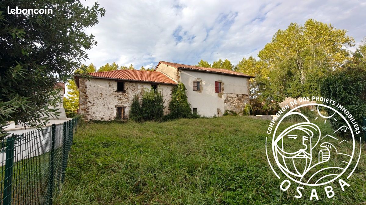 Appartement 4 pièces 114 m² · à Ustaritz · 114 m² · 200 000 €