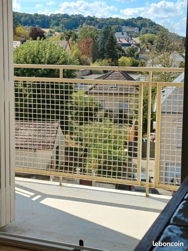 Appartement 3 pièces 70 m² · à Lons-le-Saunier · 70 m² · 595 €/mois