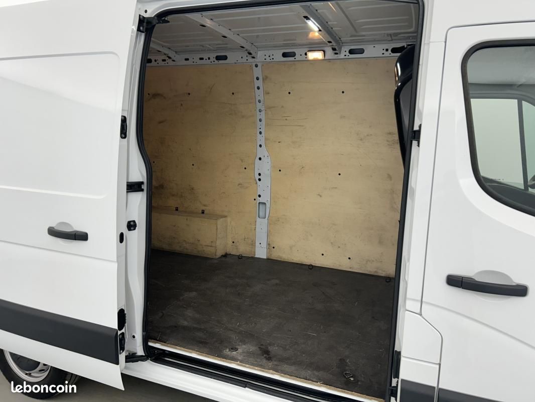Renault Master FOURGON FGN TRAC F3500 L2H2 BLUE DCI 135 CONFORT (image 15)