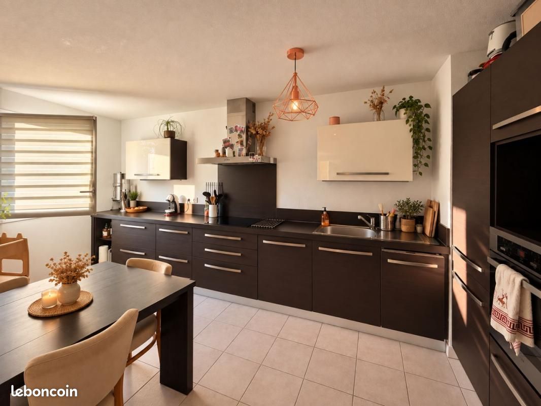 Appartement 2 pièces 46 m² · à Roquefort-les-Pins · 46 m² · 299 000 €