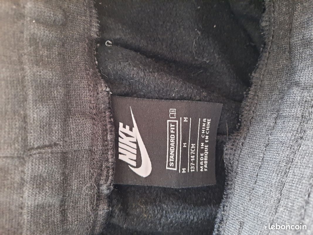 Jogging NIKE 10 ans (image 2)