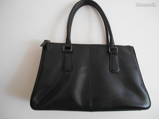 Sac a main en cuir noir (image 4)