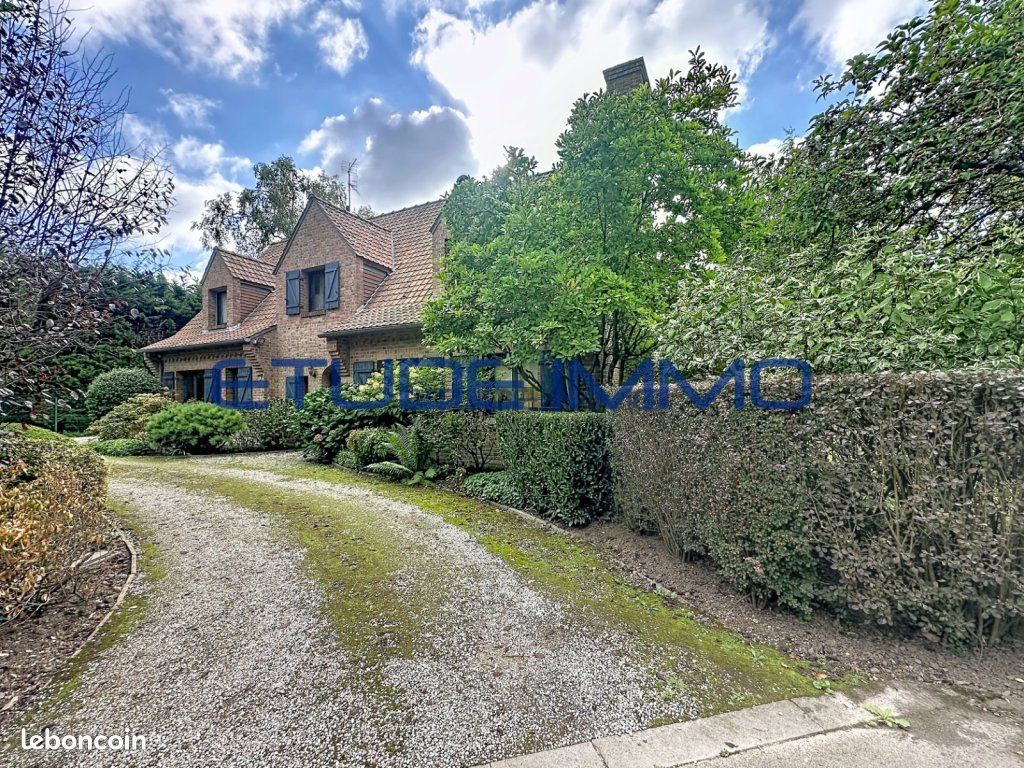 Maison 7 pièces 144 m² · à Marcq-en-Baroeul · 144 m² · 950 000 €