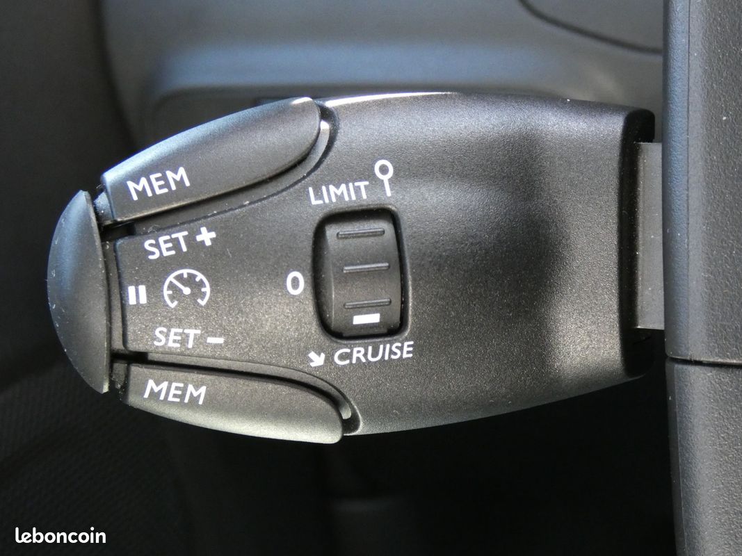 CITROEN C3 C3 BlueHDi 100 BVM6 C-Series (Seulement 19000 kms) ETAT NEUF (image 23)