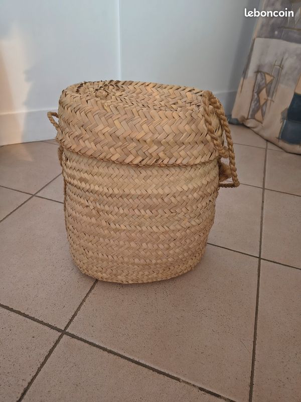 Panier en osier vintage (image 1)