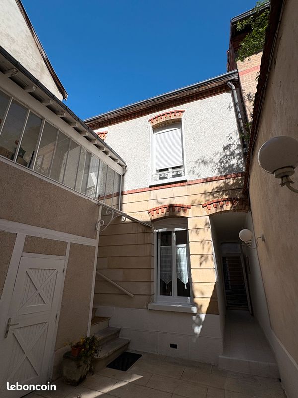 Appartement 2 pièces 25 m² · à Reims · 25 m² · 650 €
