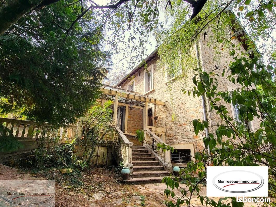 Maison 7 pièces 142 m² · à Mâcon · 142 m² · 236 250 €