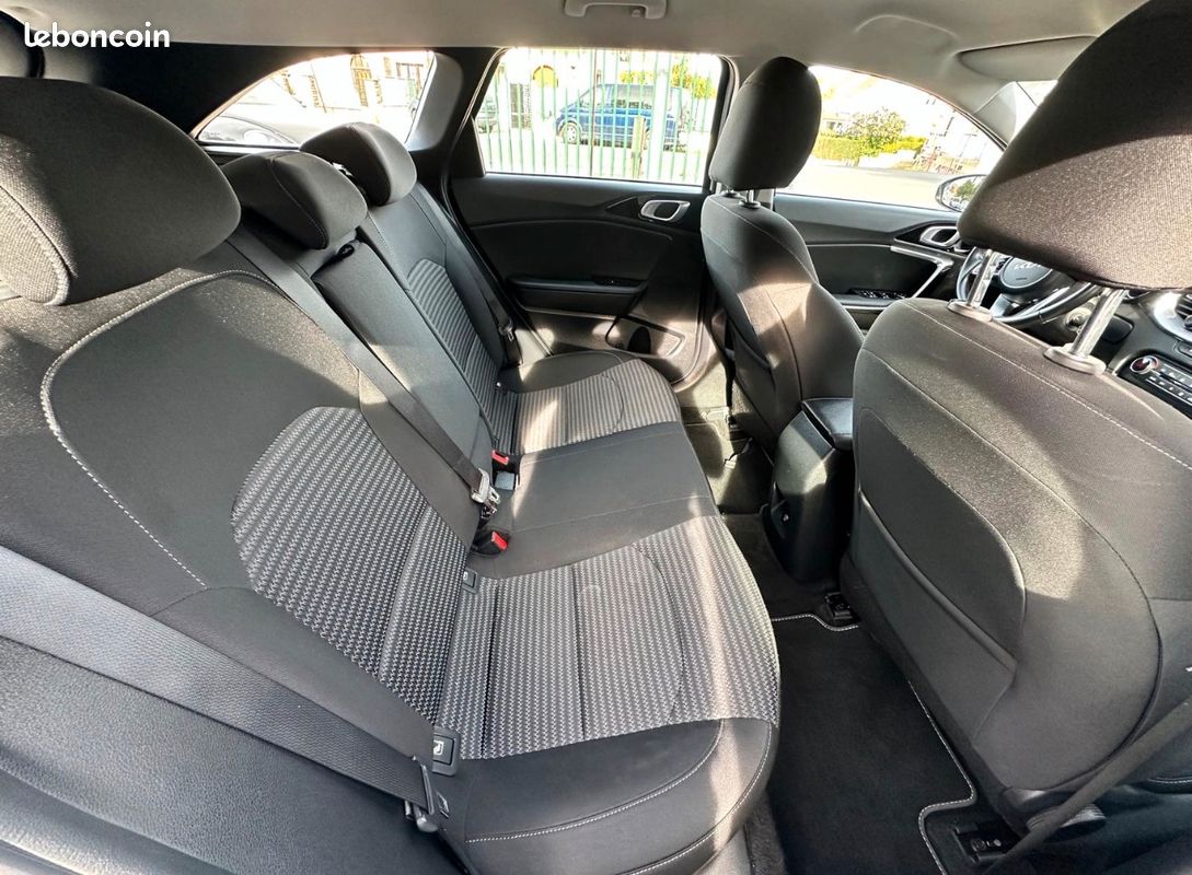 KIA CEED lll SW 1,6 CRDI 136 CV MHEV MOTION (image 4)