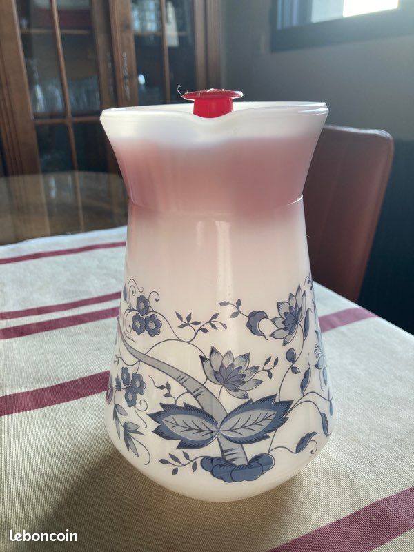 Carafe pichet broc Arcopal modèle Antar bleu 1L bouchon plastique rouge vintage LAB (image 2)