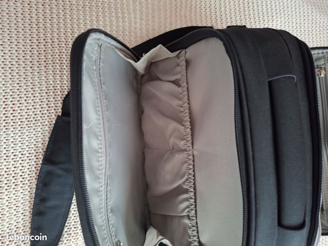 Sacoche / vanity bandoulliere noir DELSEY (image 9)