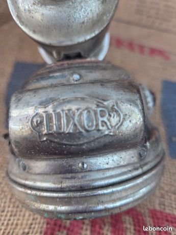 Ancienne lampe de velo  LUXOR  phare ancien lanterne