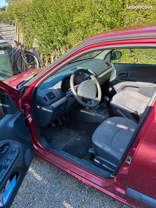 Renault clio 2 (image 2)