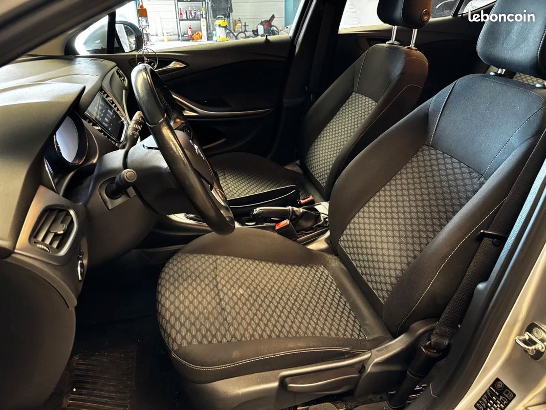 OPEL Astra 1.6 D 110ch Business Connect - 2017- CarPlay - Suivi complet (image 9)