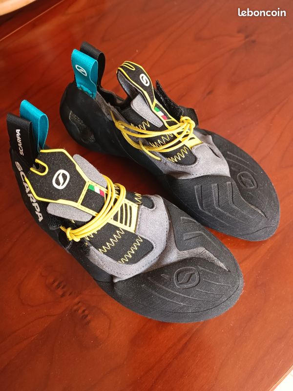 SCARPA - Chaussures de sport en montagne et chaussons d'escalade SCARPA - Chaussures de sport en montagne et chaussons d'escalade