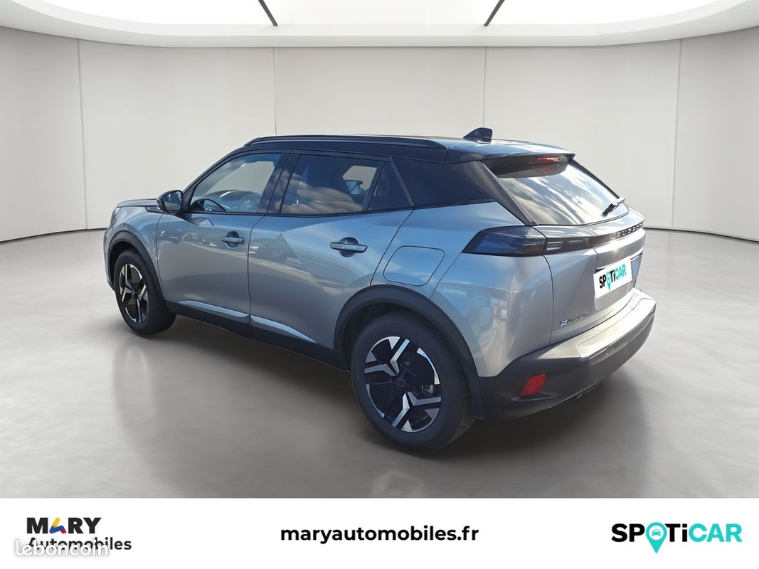 PEUGEOT 2008 Electrique 156 ch 54 kWh GT (image 3)