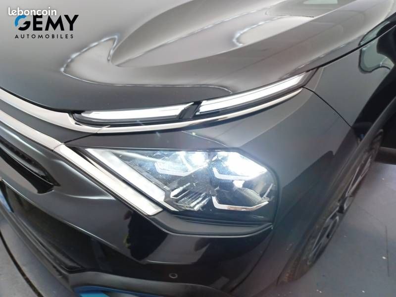 Citroën C4 e- 136 ch Automatique Shine (image 16)