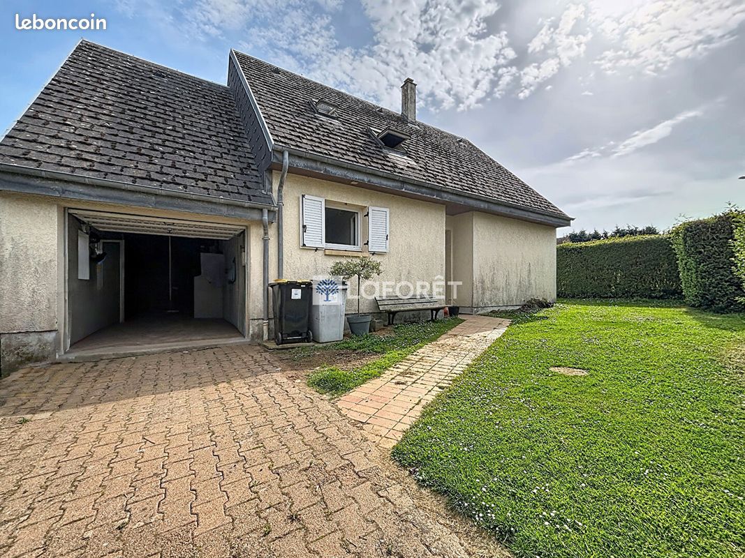 Maison 5 pièces 110 m² · à Le Bourg-Dun · 110 m² · 909 €/mois