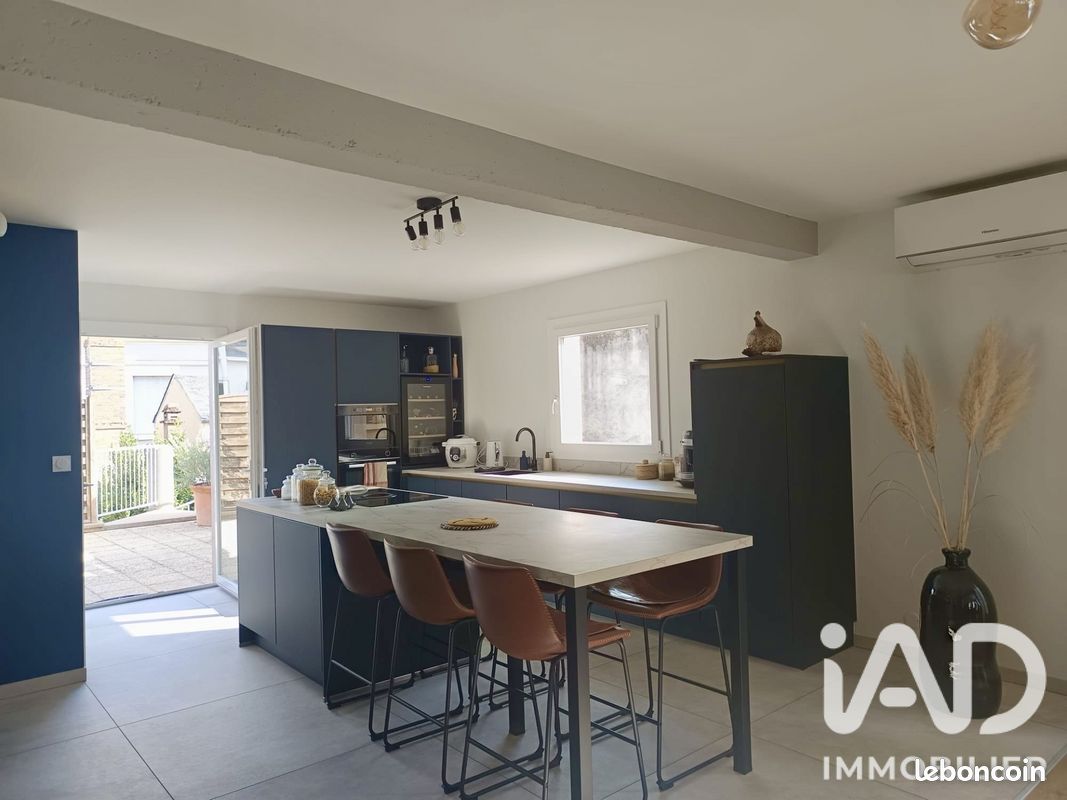 Appartement 7 pièces 196 m² · à Thouars · 196 m² · 247 000 €