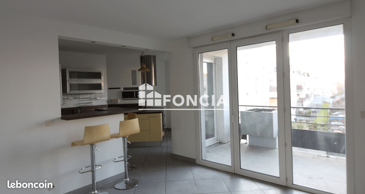 Appartement 4 pièces 80 m² · à Grenoble · 80 m² · 980 €/mois
