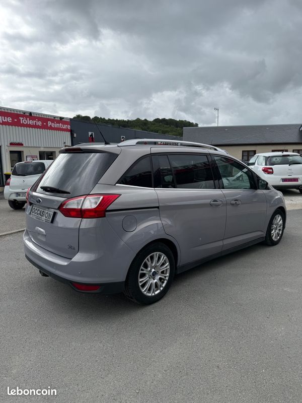 FORD GRAND C-MAX 2.0tdci 136 bva 2eme main excellent etat (image 7)