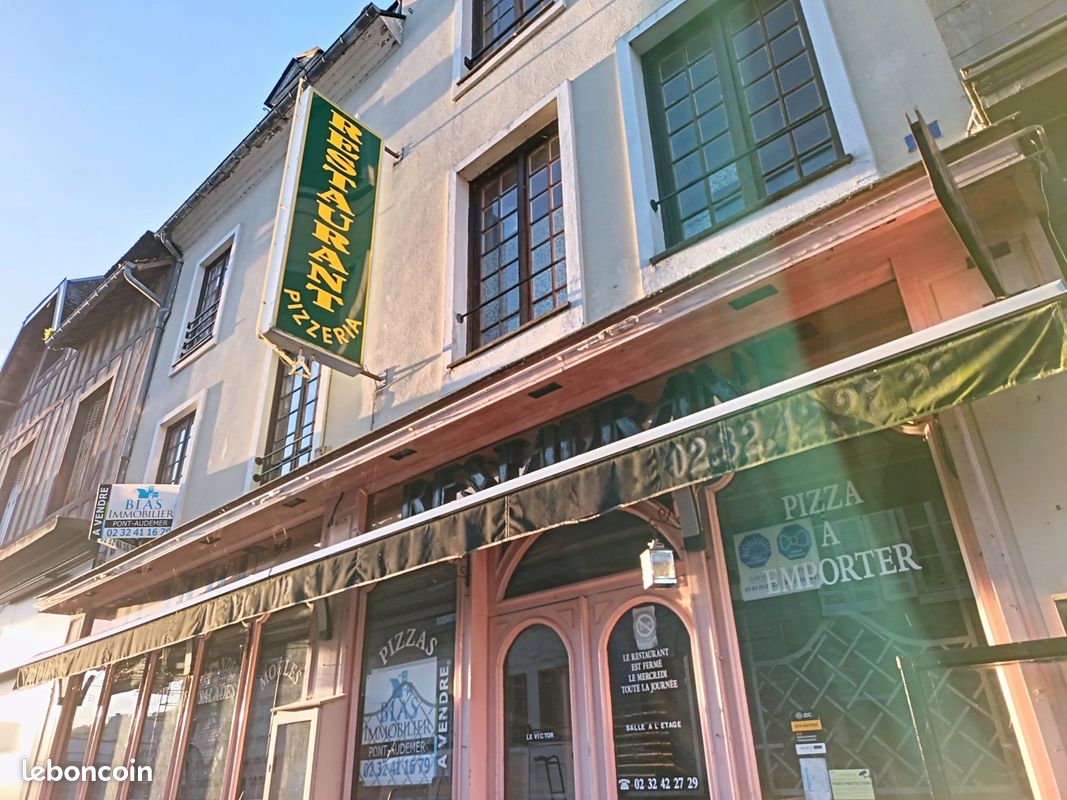 Immeuble 8 pièces 320 m² · à Pont-Audemer · 320 m² · 210 000 €