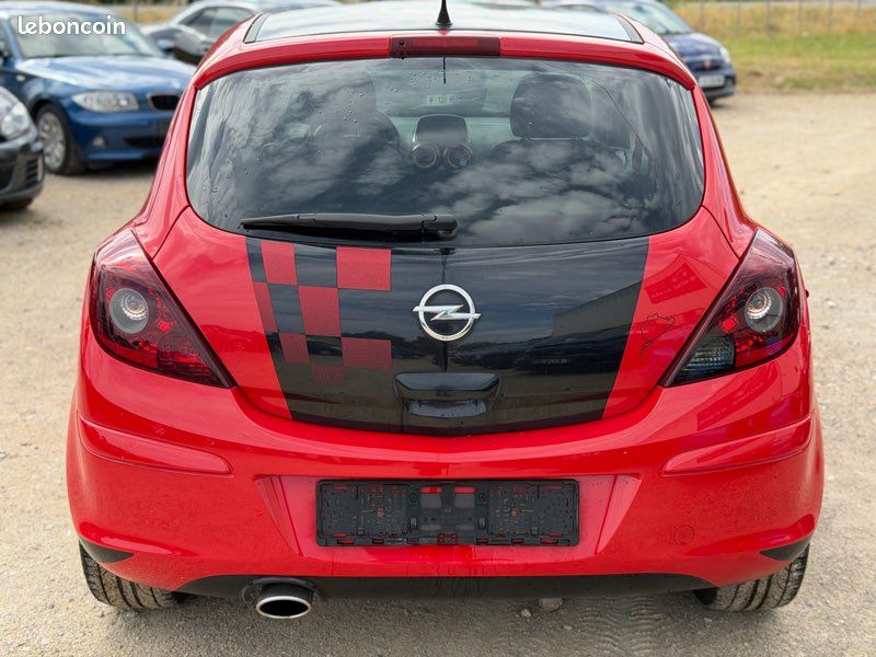 Opel Corsa 1.4i 90cv Color Race 2011 (image 5)