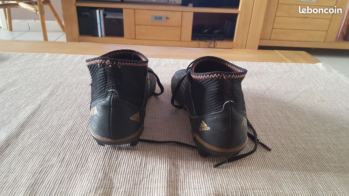 Crampons de foot (image 3)