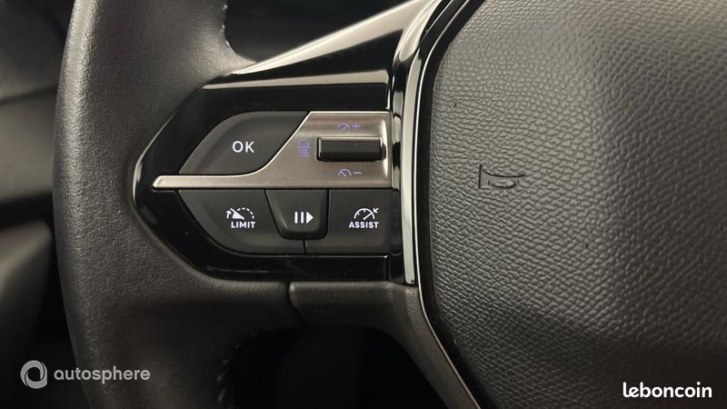 Peugeot 308 PHEV 180ch Allure Pack e-EAT8 (image 25)