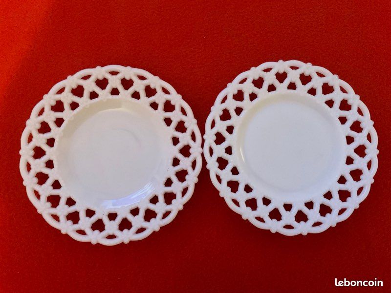 2 Assiettes Opaline Dentelle Blanche (image 1)