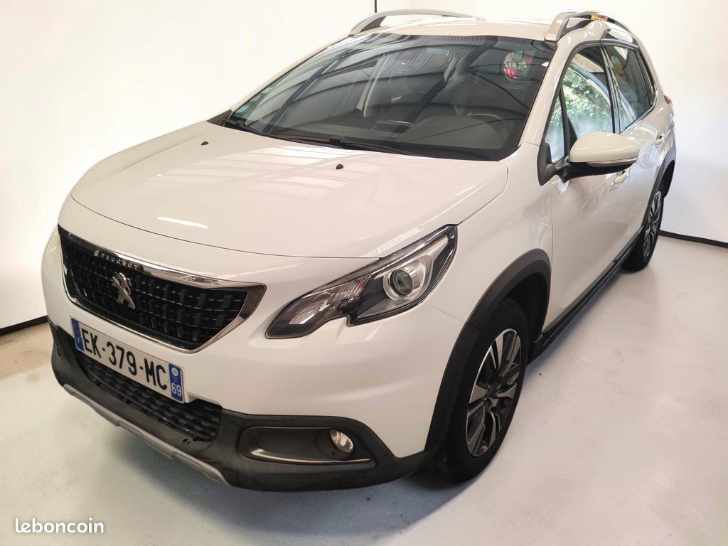 Peugeot 2008 1.2 THP 110 5P (image 1)