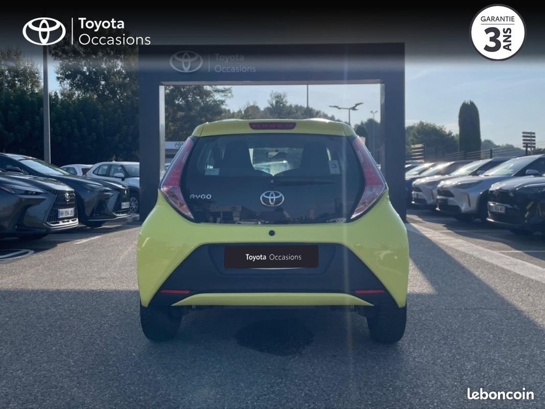 Toyota Aygo 1.0 VVT-i 72ch x-play 5p (image 4)