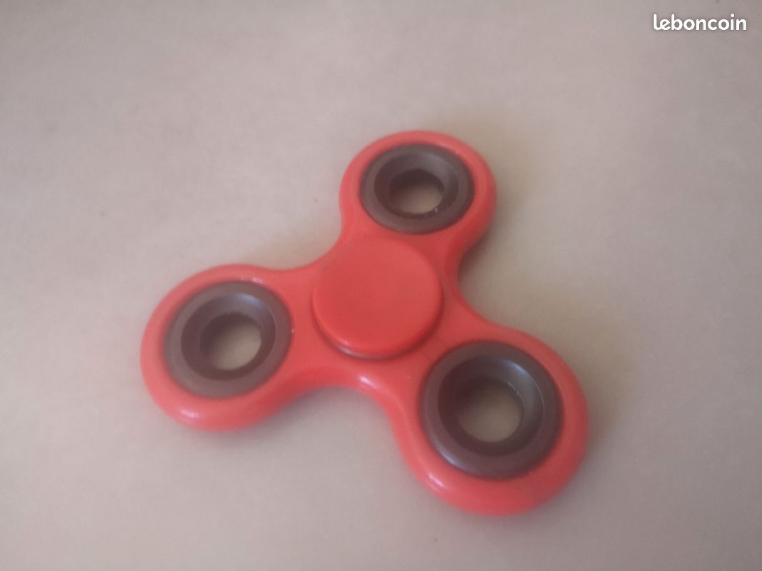 Jouet /accessoires "Hand Spinner" rouge (image 5)