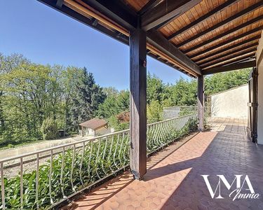 Maison 650 000 € - 245 m²