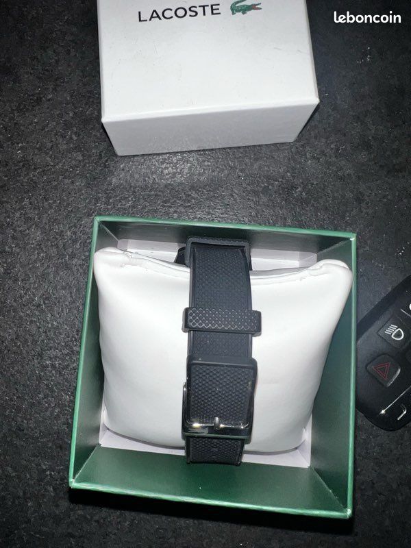 Montre Lacoste (image 2)