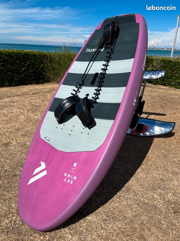 Vends planche Wingfoil FANATIC 2022 4,8'' 60l (image 1)