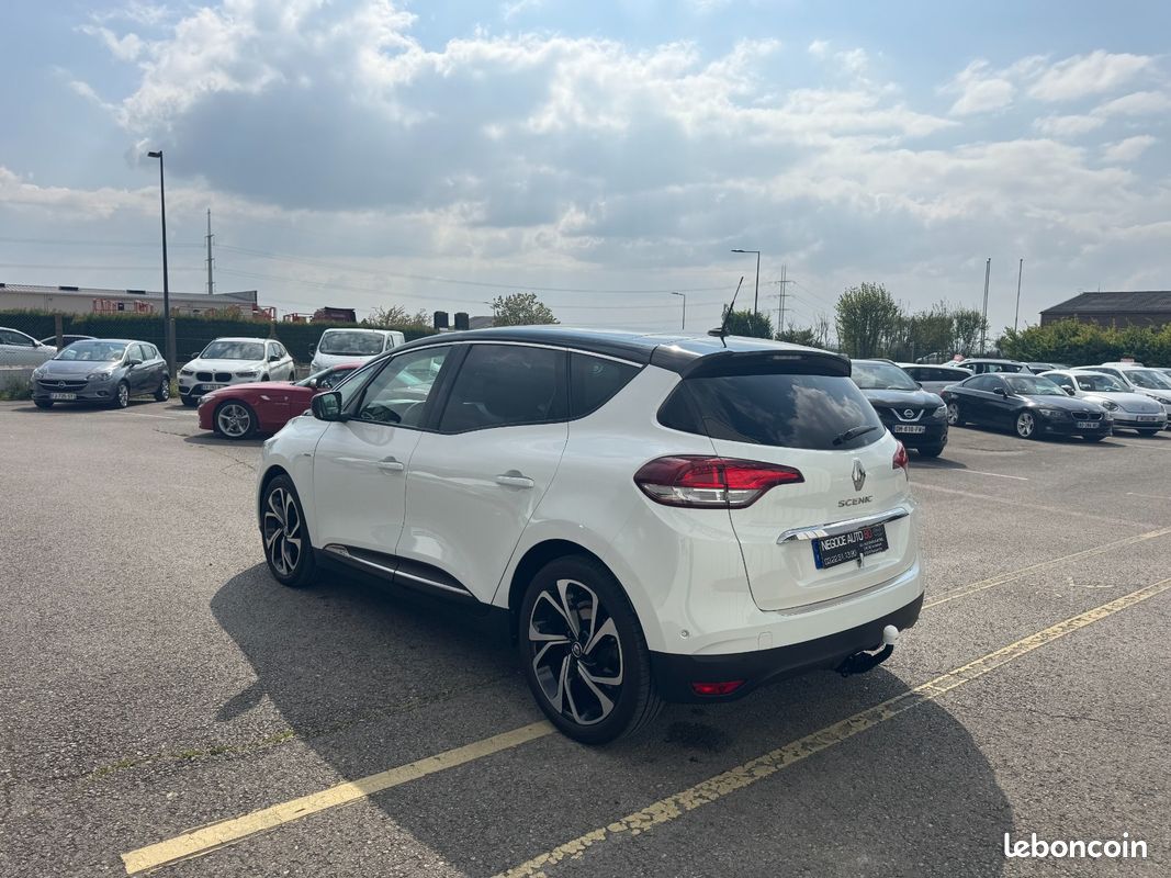 RENAULT SCENIC IV Edition One 1.2i 130 CV 09/2016 47800 KM TOIT PANORAMIQUE INTIÉRIEUR CUIR SIÈGES CHAUFFANTS ET MAS (image 5)