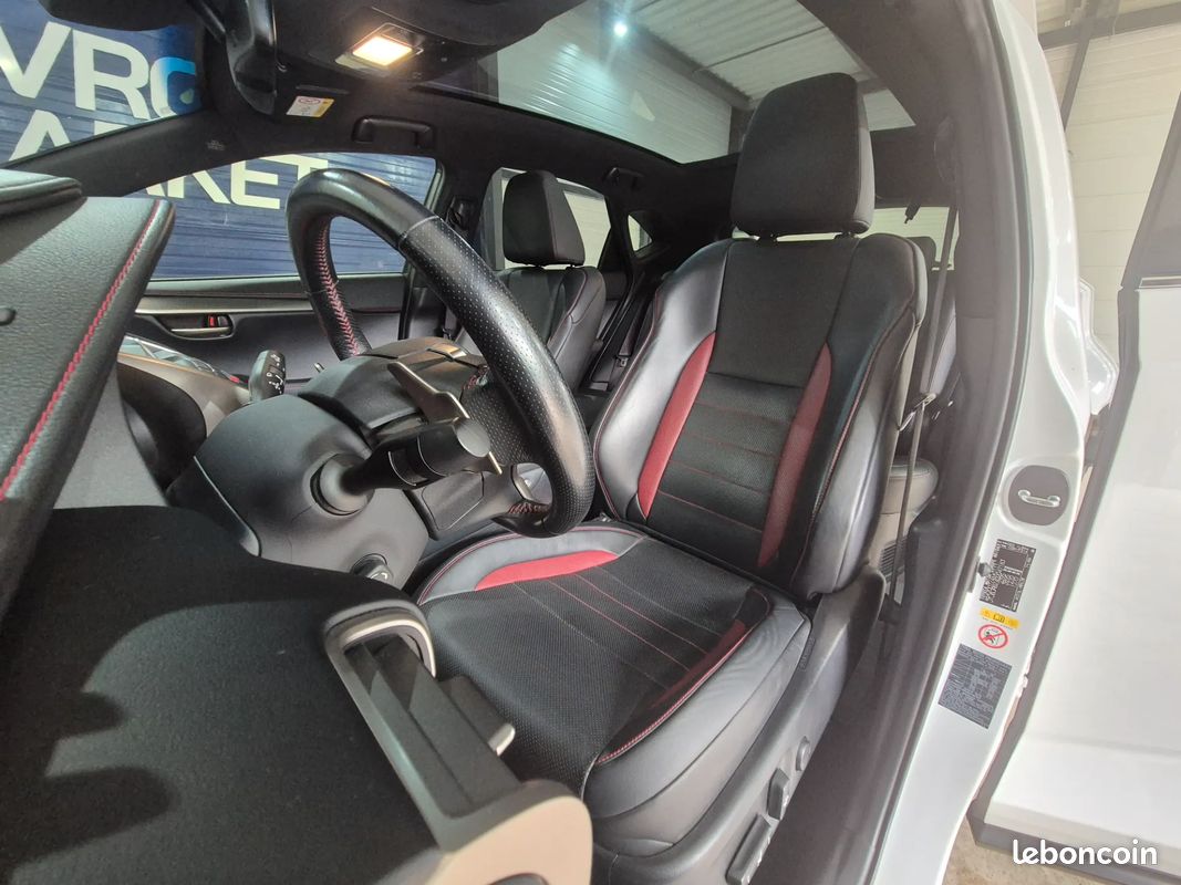 LEXUS NX 2.5 Hybrid 197ch F SPORT - 2016 - 95 000 km - CarPlay - Toit panoramique - Jantes alliage (image 14)