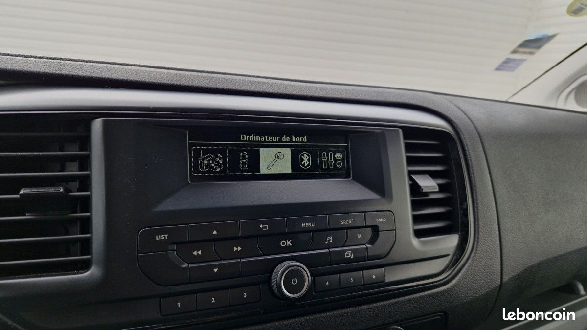 Peugeot Expert Standard 1.5 BlueHDI 120 Premium (image 21)
